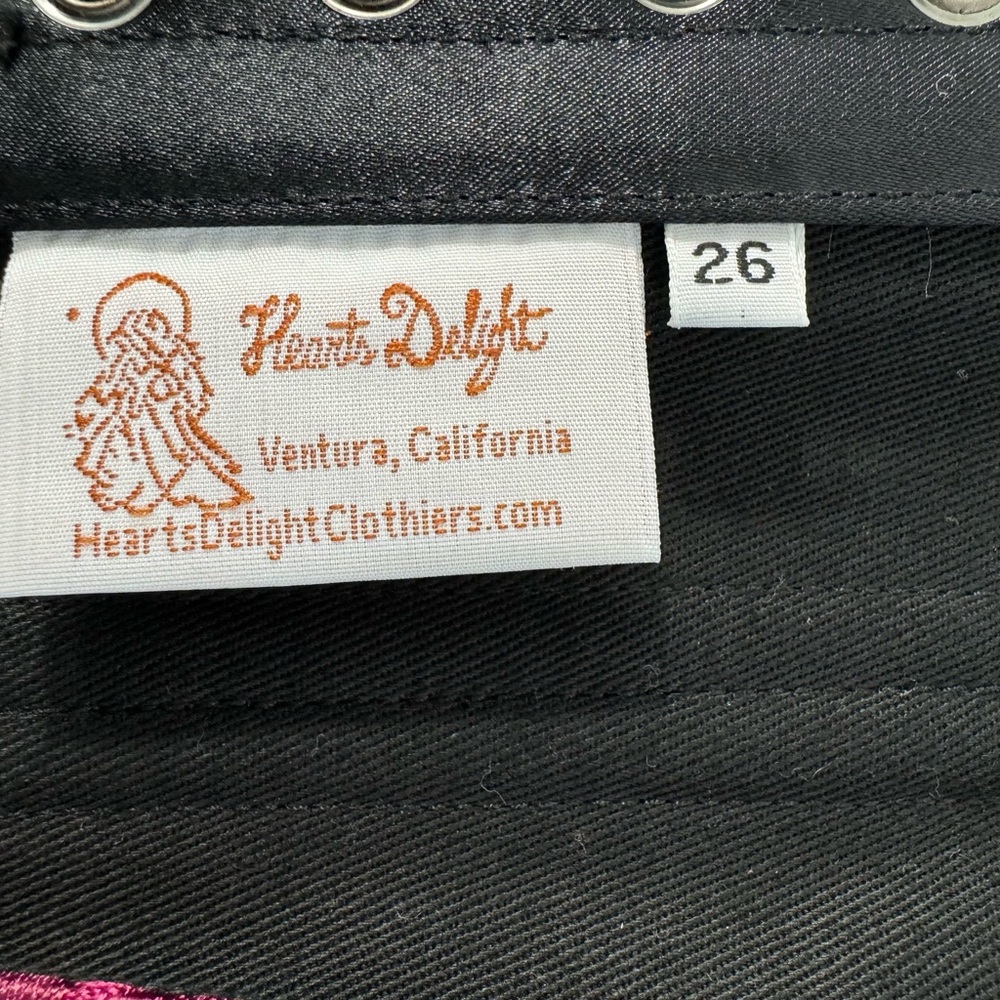 Hearts Delight Corset - Picture 10 of 10